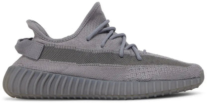 Yeezy 350 V2 - Grey
