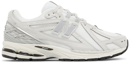 1906R - Silver Metallic Cream