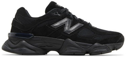 9060 - Triple Black