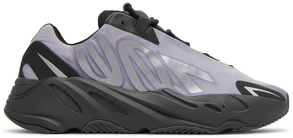 Yeezy 700 - MNVN Geode