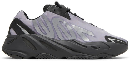 Yeezy 700 - MNVN Geode