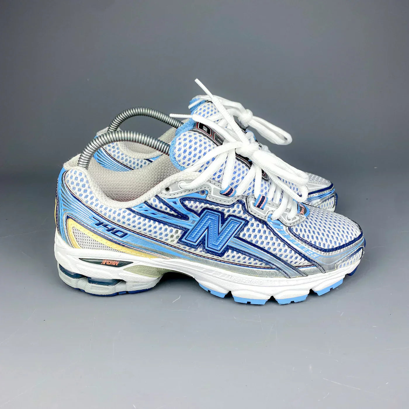 740 - Blue